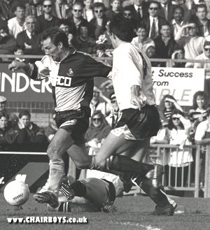 Wycombe Wanderers v Gateshead - Steve Thompson in action