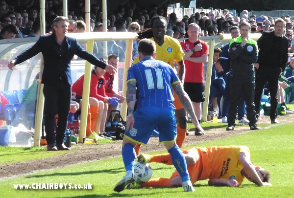 Gareth Ainsworth shows his frustration at Wimbledon