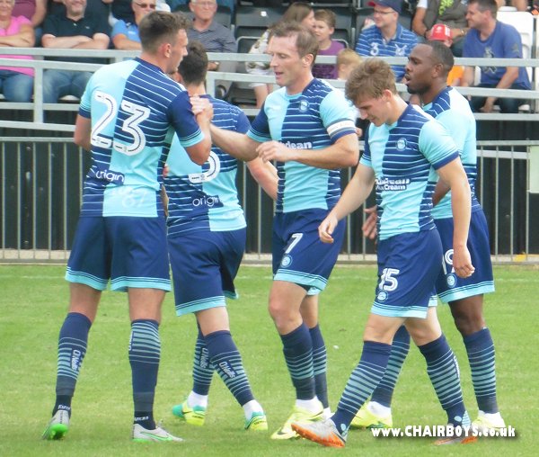 Garry Thompson celebrates his goal at Maidenhead