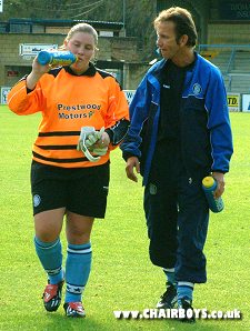 Wanderers boss Graham Malcolm chats with 'keeper Lou Plumridge after the final whistle
