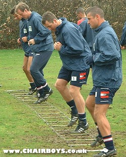 Players back to training - picture Chairboys on the Net